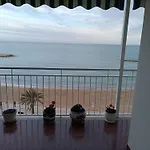Piso En Primera Linea De Playa *