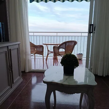 Piso En Primera Linea De Playa شقة Vinarós